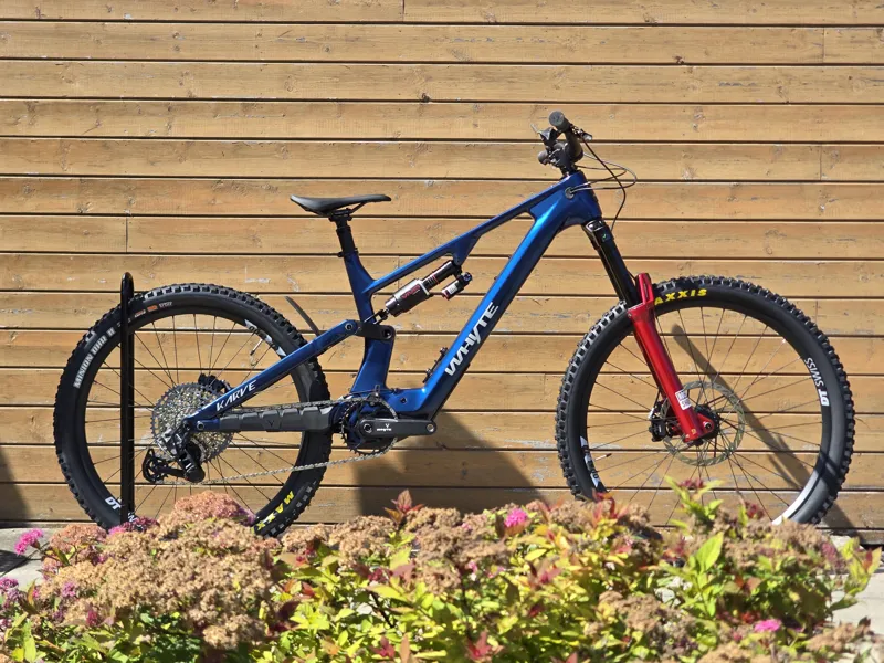 Avinox M2S Equipped