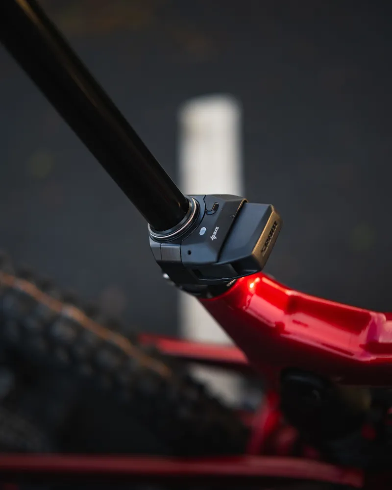 No cables. No faff. Just drop and go.