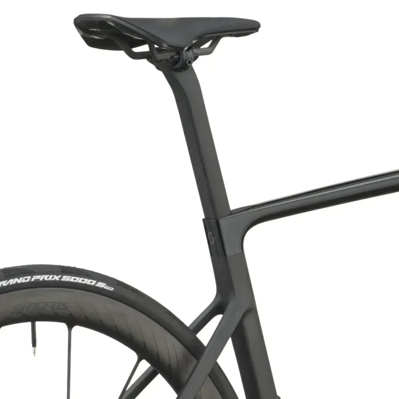 Scott Addict RC Ultimate Road Bike in Piano Black/Carbon Black-8