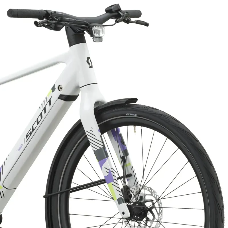 Scott Sweep 10 E-Hybrid Bike in Signal White-4