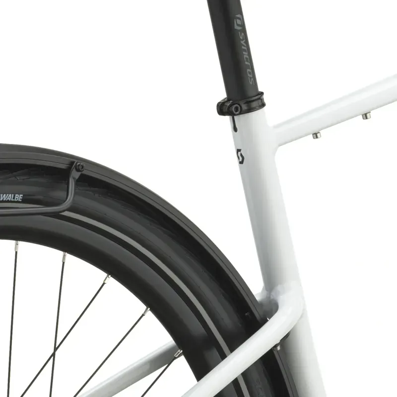 Scott Sweep 10 E-Hybrid Bike in Signal White-8