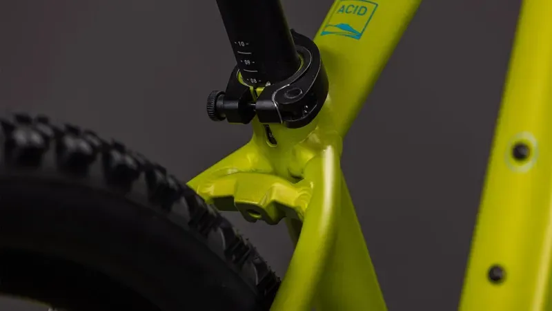 Cube Acid 260 Disc Kids Bike in Lizard/Blue-3