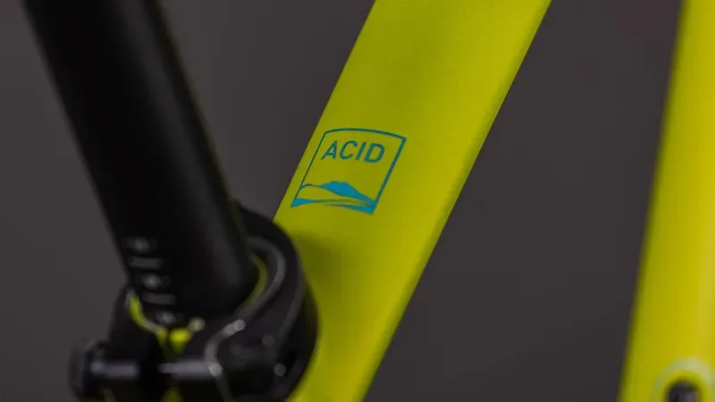 Cube Acid 260 Disc Kids Bike in Lizard/Blue-5
