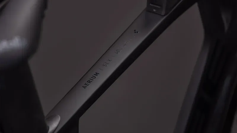 Cube Aerium C:68X SLX Road Bike In Carbon/Black-3