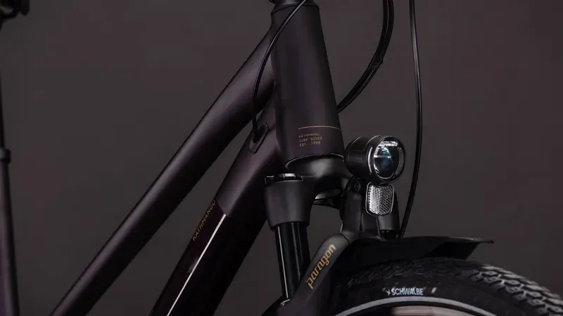 Cube Kathmandu SLX Hybrid Bike in Solar Eclipse/Gold-13