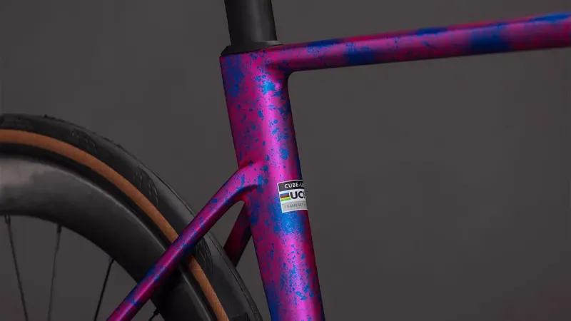 Cube Litening Air C:68X Race Road Bike In Dazzle Pink/Blue-6