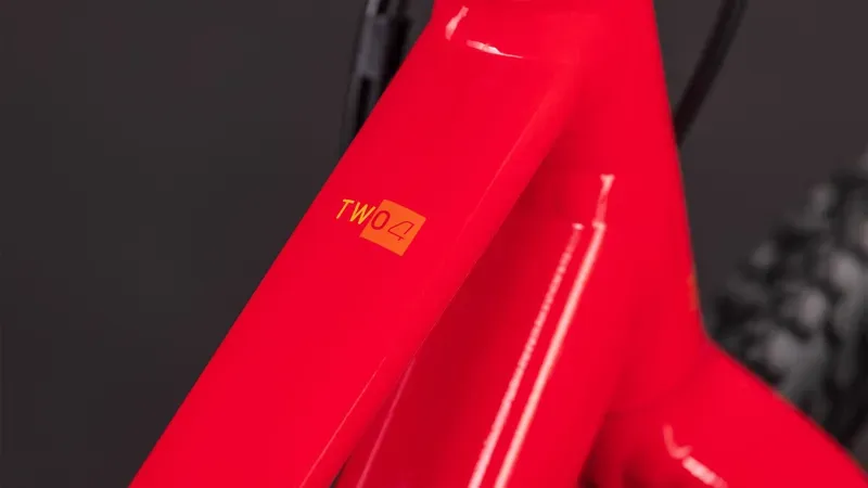 Cube Numove 240 Disc Kids Bike in Red Rose/Peach-4