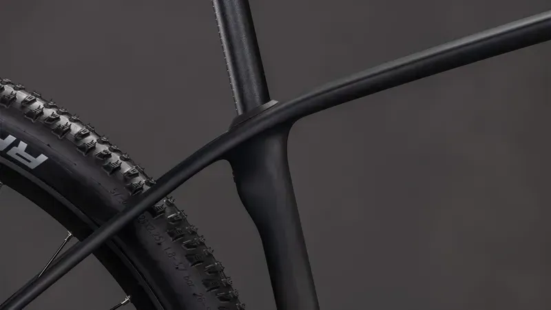 Cube Reaction C:62 Pro Mountain Bike in Blackline-4
