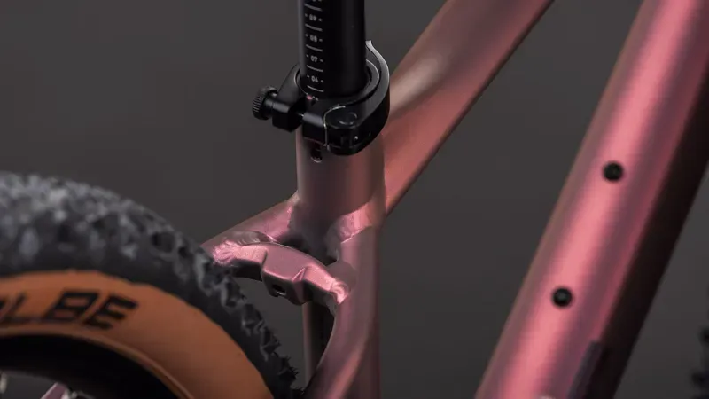 Cube Reaction Pro Mountain Bike In Shift Blush/Black-4
