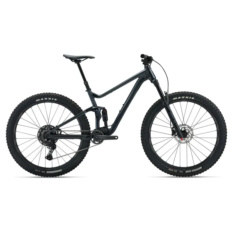 Giant Stance 29 2 Mountain Bike in Black Diamond