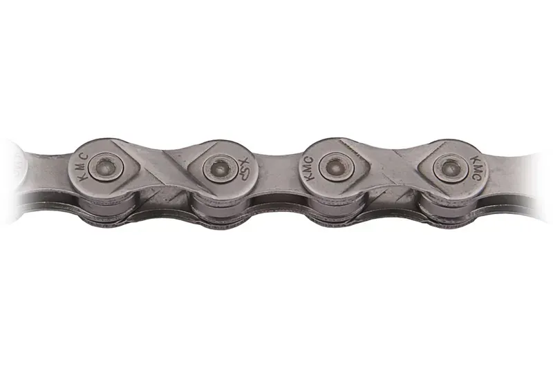 KMC E10 10-Speed 122 Link Chain in Silver