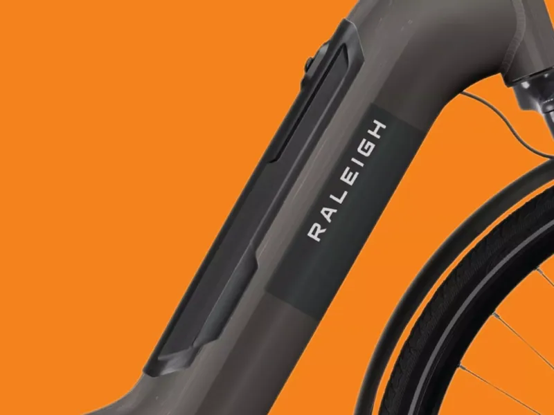 Raleigh Motus Tour Ltd-1