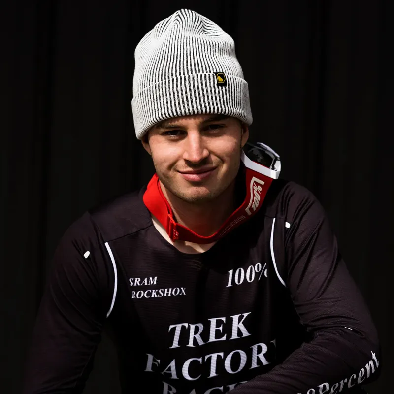 Burgtec Bootleg Beanie - Salt n Pepper Black-2