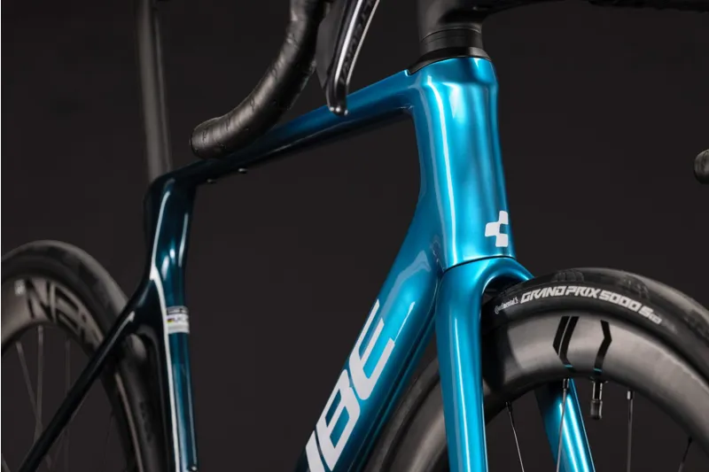 Cube Agree C:62 Race Chromeblue-2