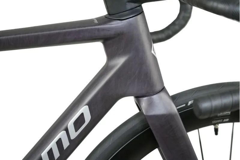 Megamo Pulse 00 2026 Black-1