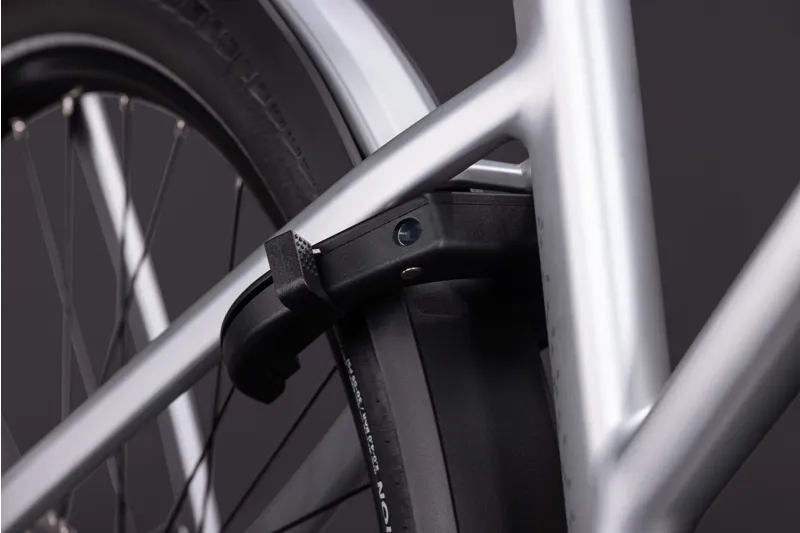 Cube Kathmandu Hybrid One Silverstar-3