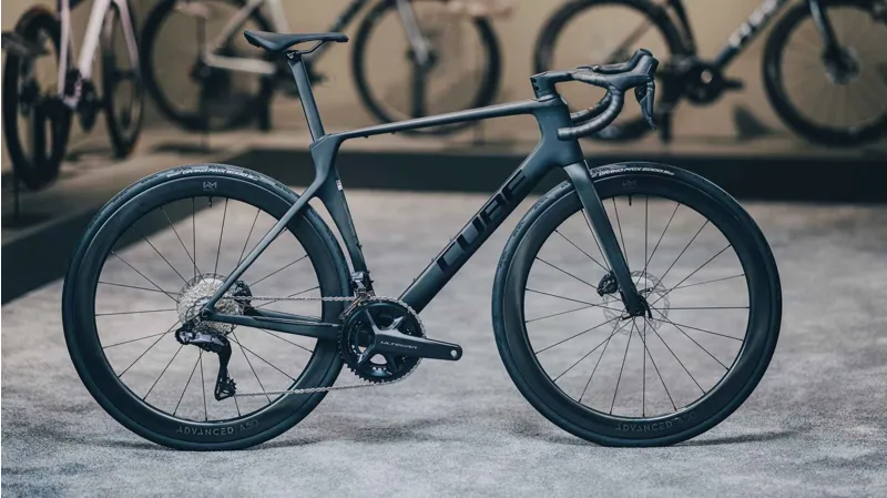 Cube Agree C:62 Pro Carbon / Black -1