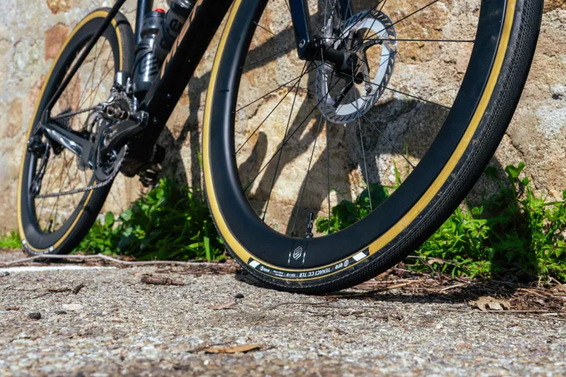 ERE Explorator CCR45 Carbon Wheelset-2