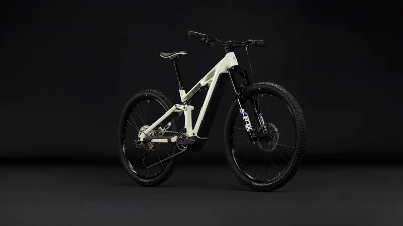 Cube Stereo Hybrid ONE44 HPC Race 800 eMTB Bike in Mellow Yellow/Lilac-4