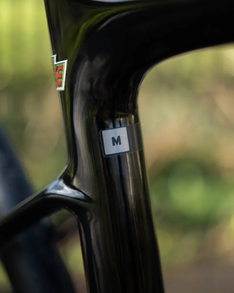 Giant Defy Advanced 3 Black Medium 2025 Pre-Owned-2