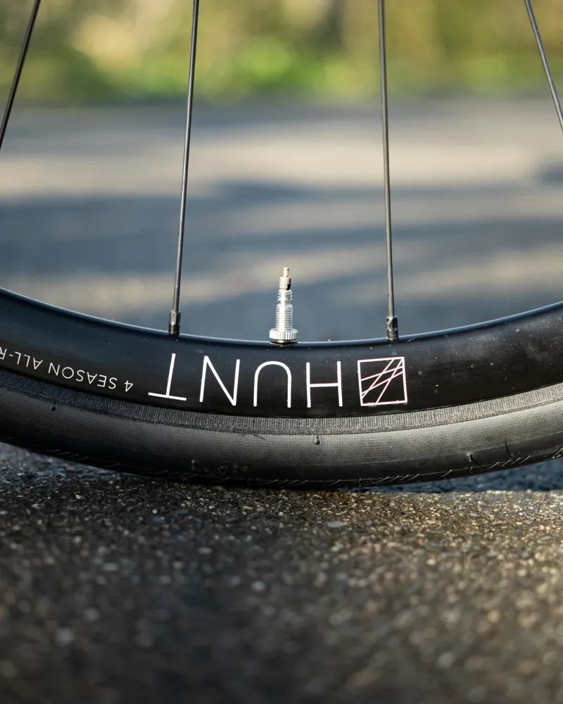 Giant Defy Advanced 3 Black Medium 2025 Pre-Owned-6