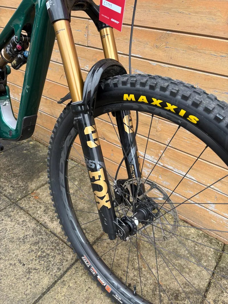 Yeti Cycles SB140 29er Emerald Green Small Ex-Demo-5
