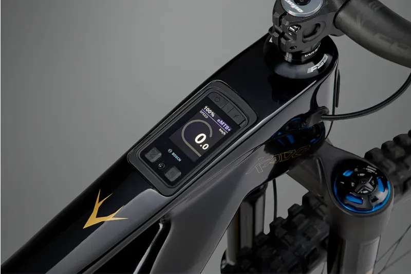 Whyte Bikes Kado Works MTB in Gunmetal Black-3