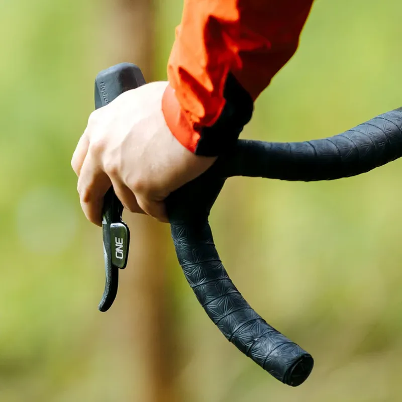 OneUp Drop Bar Paddle Remote-1