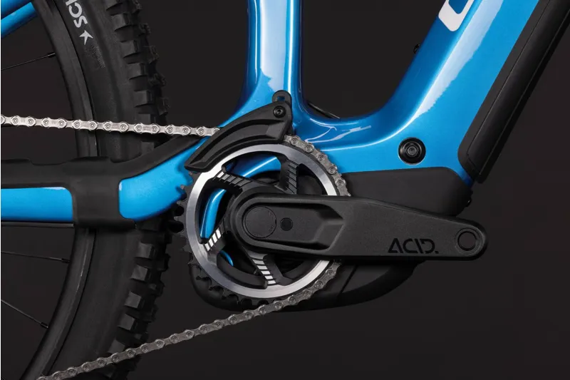 Cube Stereo Hybrid ONE44 HPC AT 800 eMountain Bike in Actionteam-7