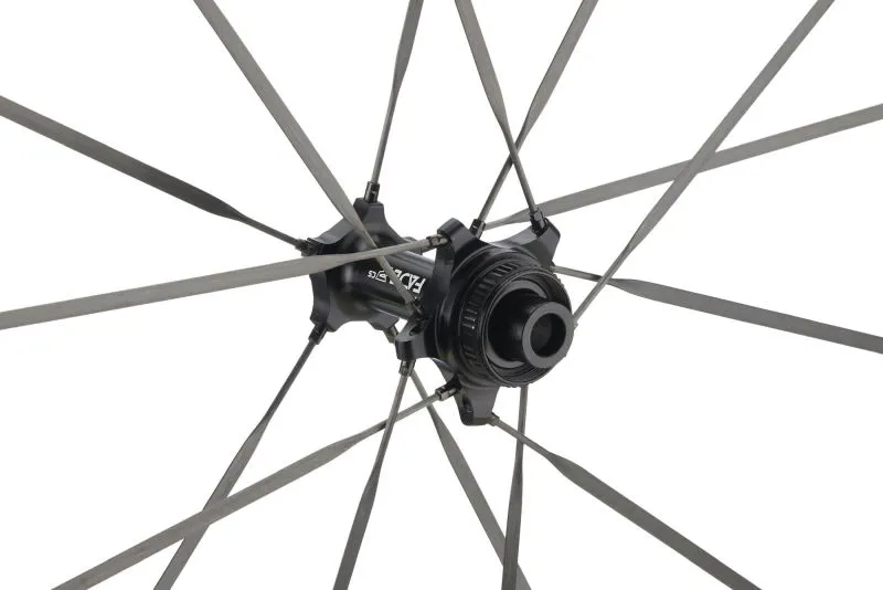 Newmen Wheel Streem C.35 Vonoa 700c 15h Fade R Sp Cl 12x100 BLACK one size-1