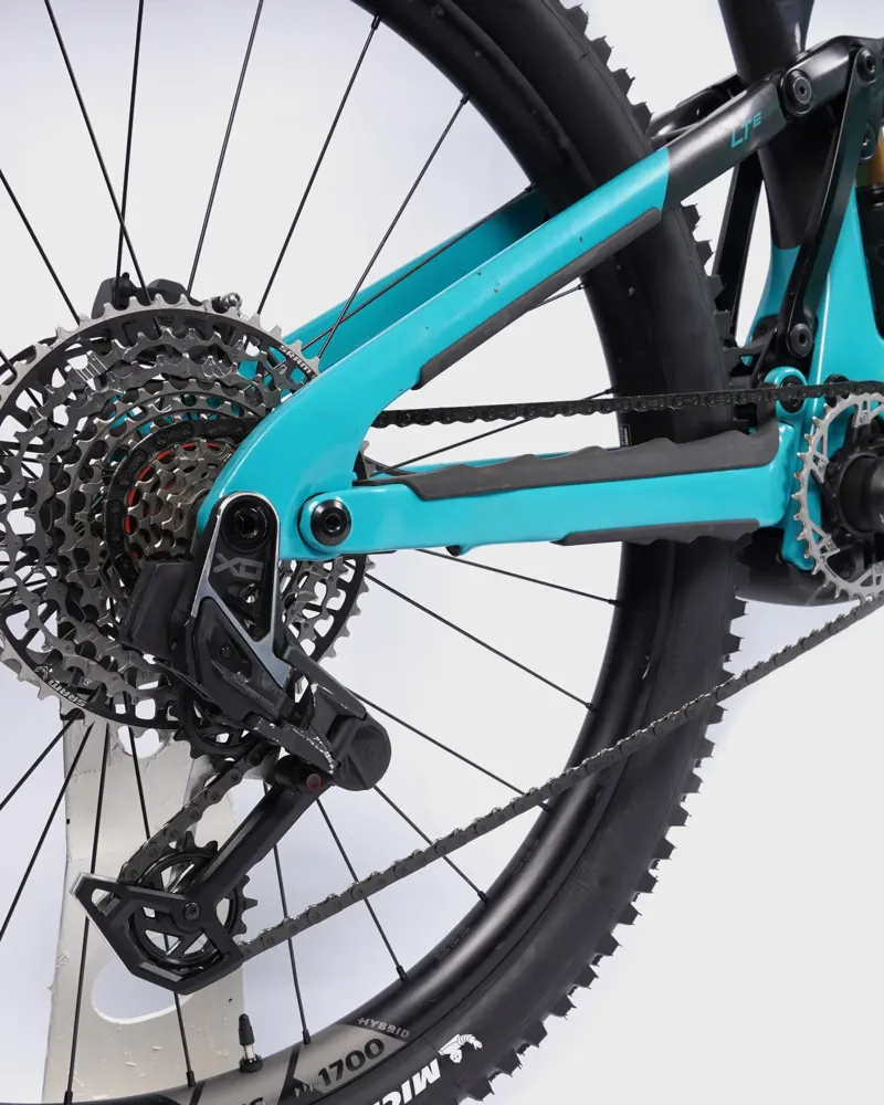 Yeti Cycles LTe T-Series T3 Bike Turquoise Medium Ex-Demo-11