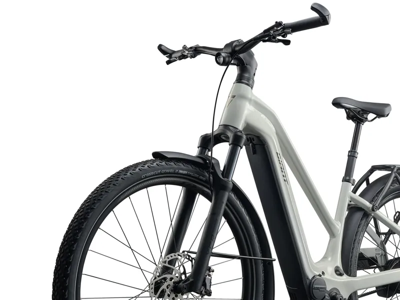 Giant Explore E+ 0 Stagger 25km/h eHybrid Bike in Snow Drift-1