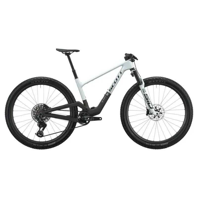 Scott Spark RC World Cup XC Mountain Bike in Cumulus White/Carbon Black