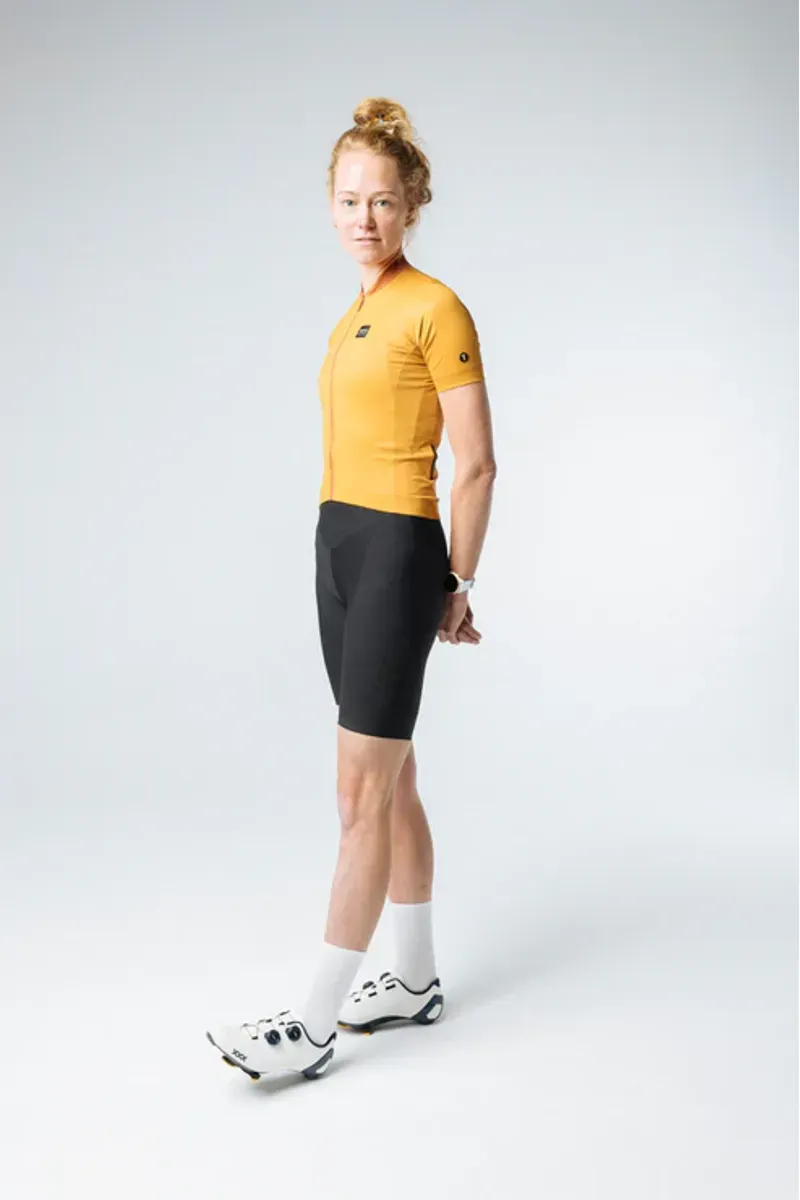 Tactic Sport Women's Origin Ultimate Short Sleeve Jersey in Mango