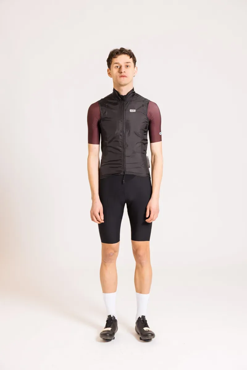 Tactic Sport Skurt Windproof Gilet in Black-2